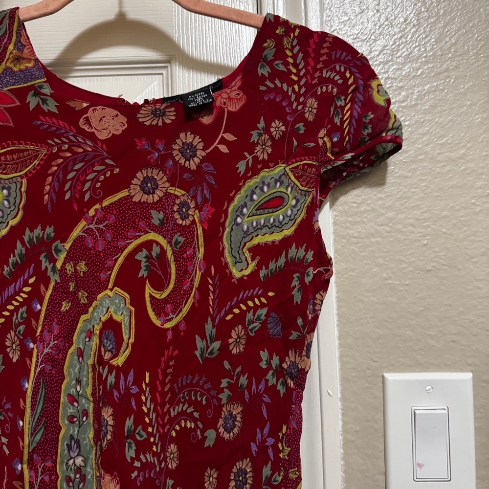 Vintage Elegant Paisley Red Dress - Picture 2 of 8